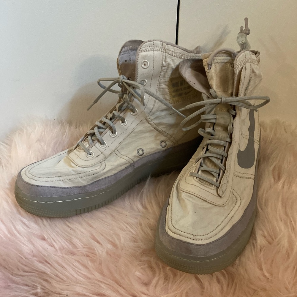 Women’s Air Force 1 High Tops Shell Sail